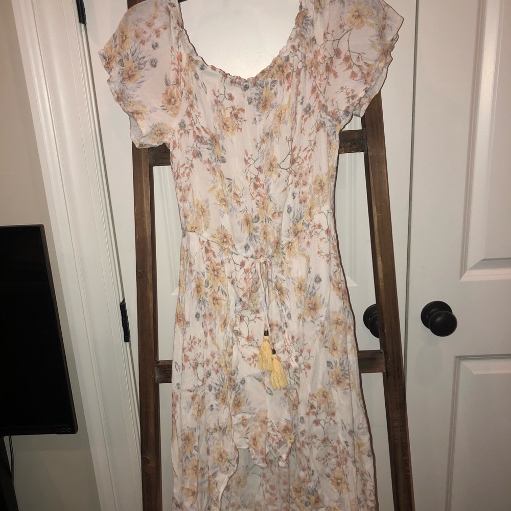 Women’s Off-the-shoulder romper with duster Sz Med
